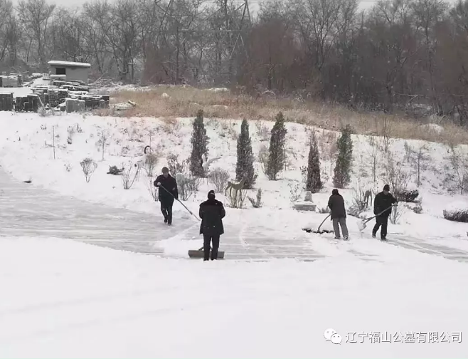 1574842251158898.png blob.png